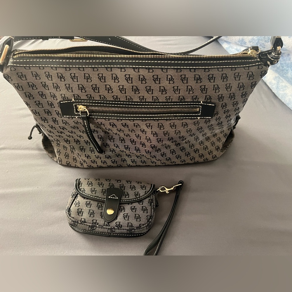 Dooney & Bourke Black and Gray Tote Set